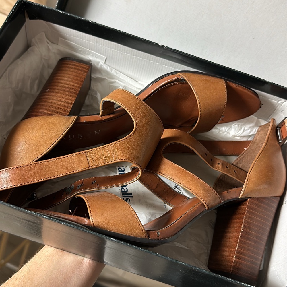 Ralph Lauren Brown size 8 heels